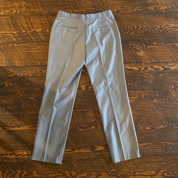 Action mates grey suit - Picture 6 of 7